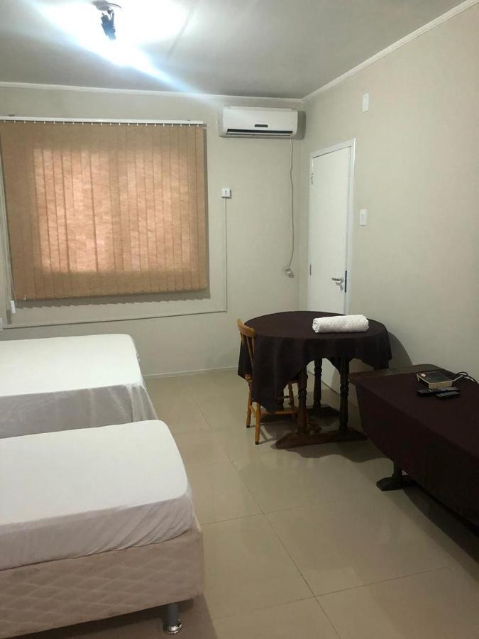 City Hotel Ижуи Екстериор снимка