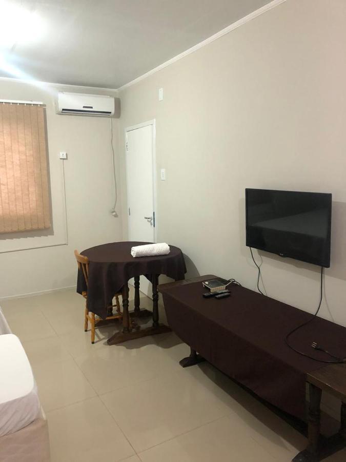 City Hotel Ижуи Екстериор снимка